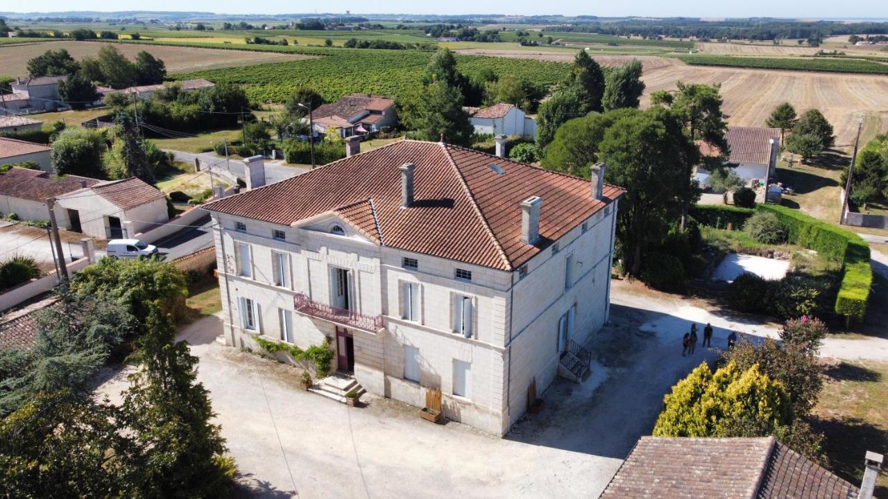 Les Croque-Notes, chambres et table d'hôtes Lorignac Exterior foto