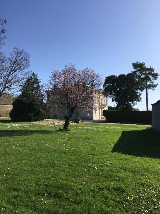 Les Croque-Notes, chambres et table d'hôtes Lorignac Exterior foto